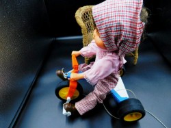 joanie solo bike a